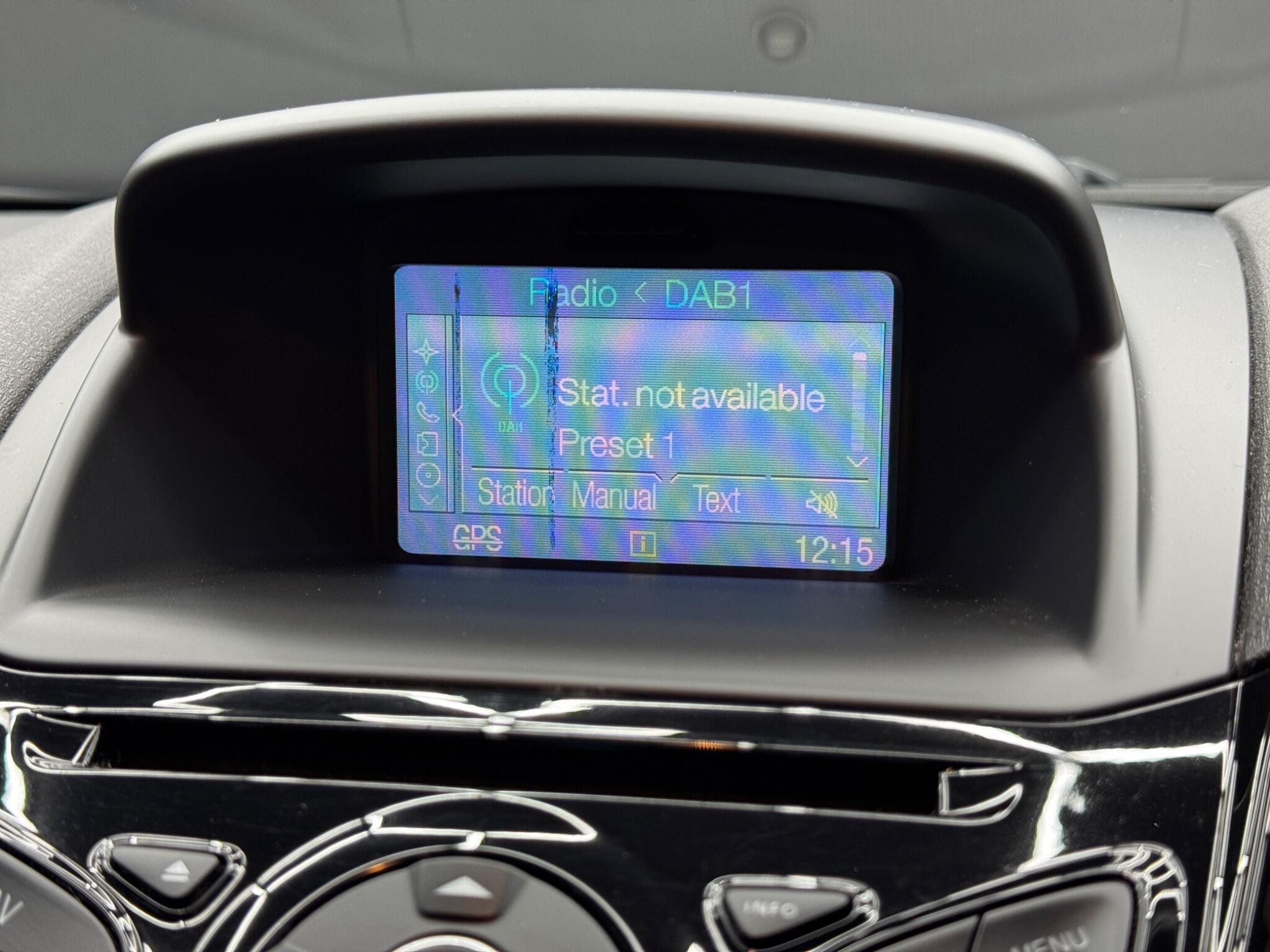 Ford Fiesta - Image 26