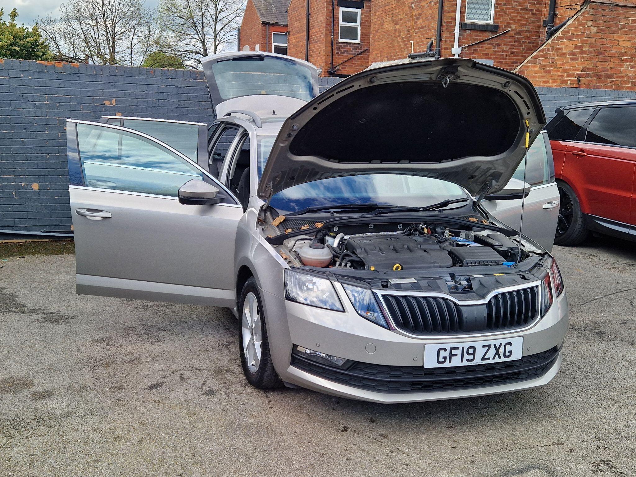 Skoda Octavia - Image 12