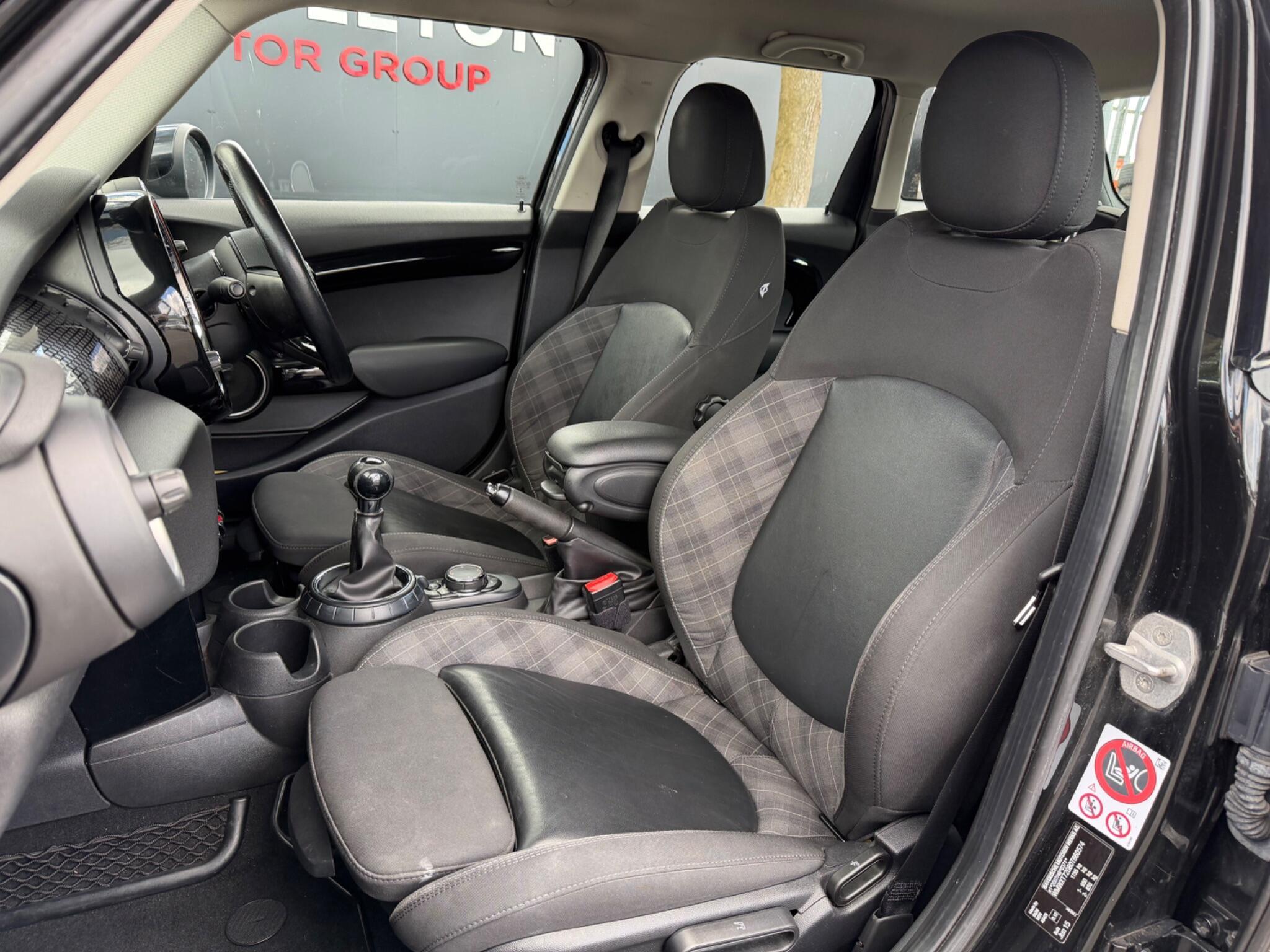 MINI Hatch - Image 11