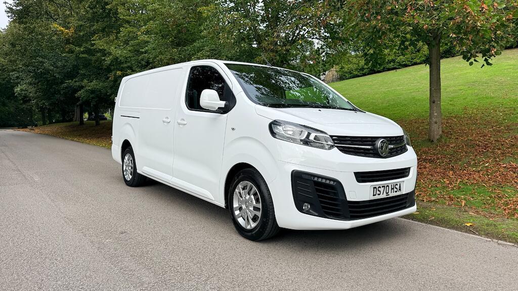 Vauxhall Vivaro - Image 2