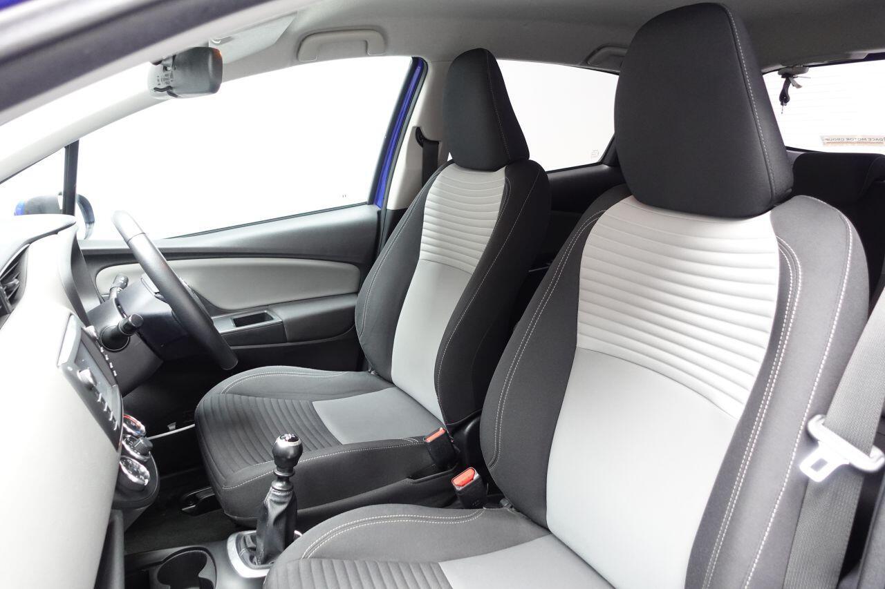 Toyota Yaris - Image 16