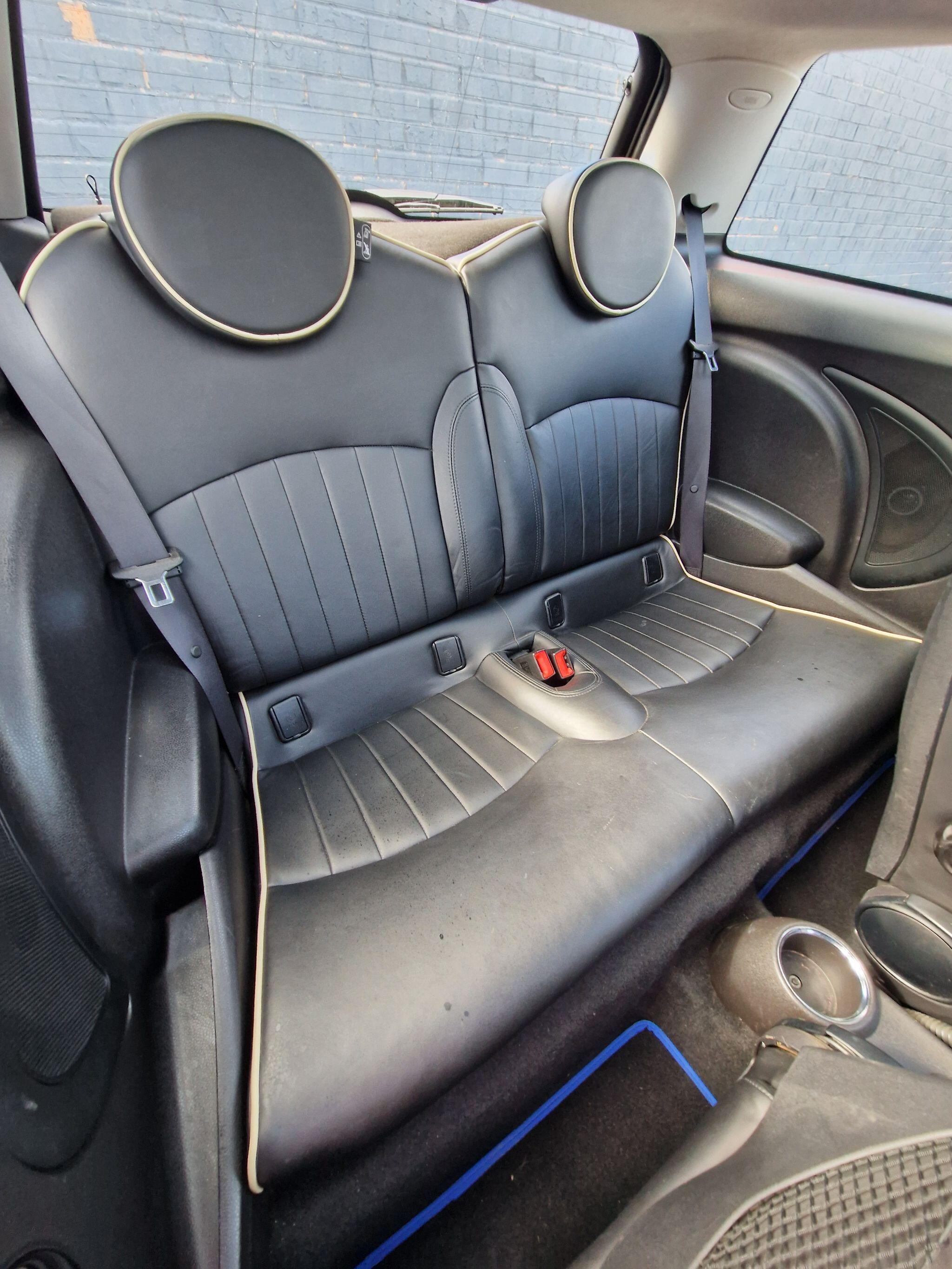 MINI Hatch - Image 32