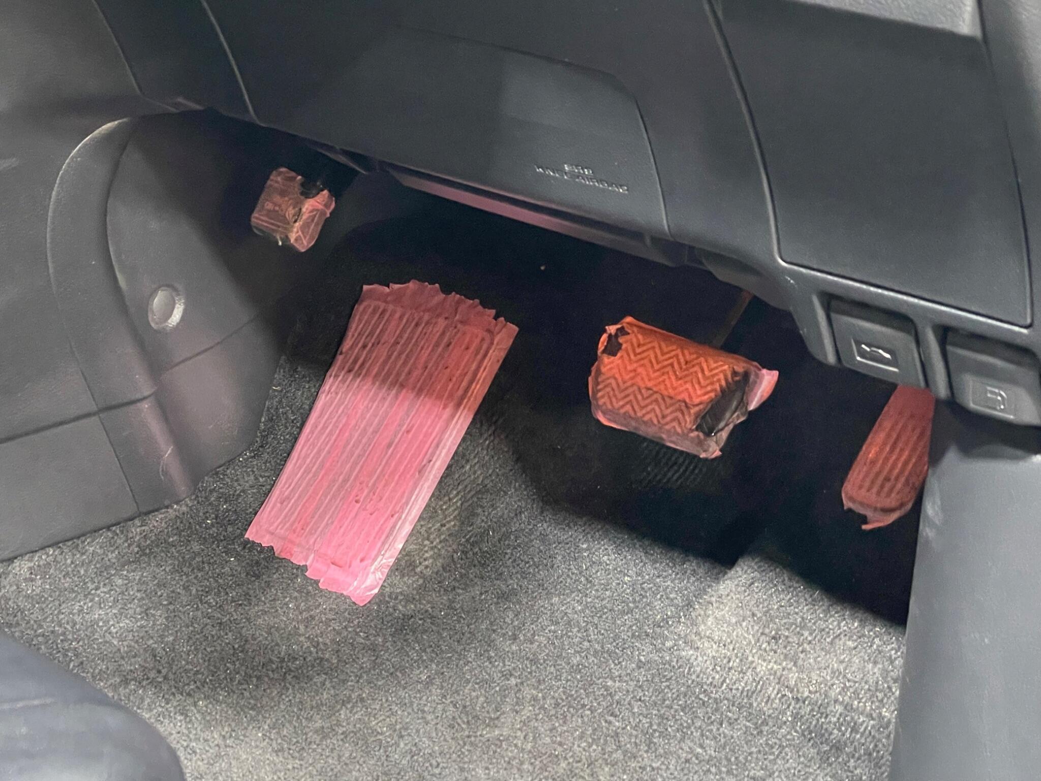 Toyota Vellfire - Image 16