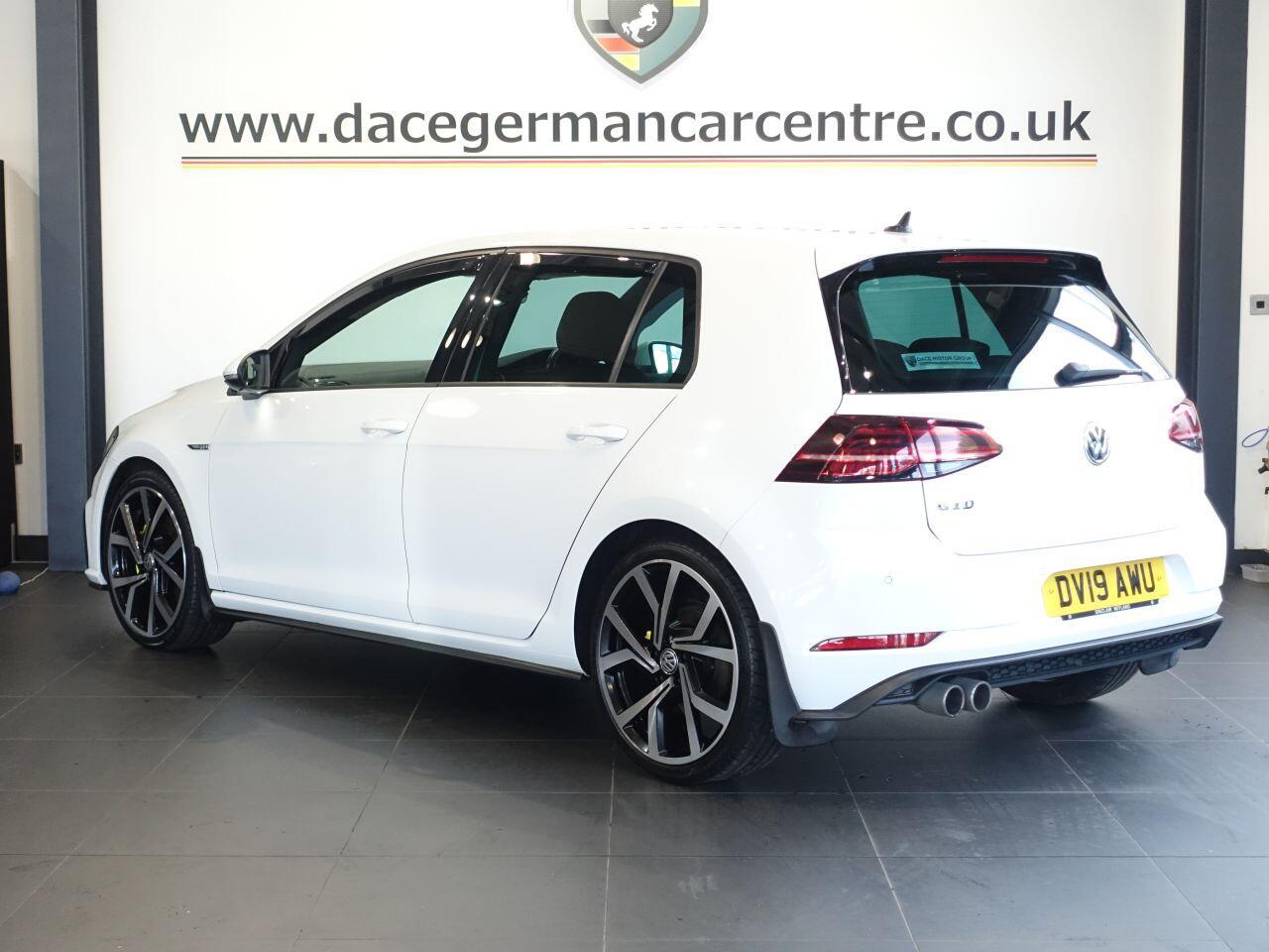 Volkswagen Golf - Image 8