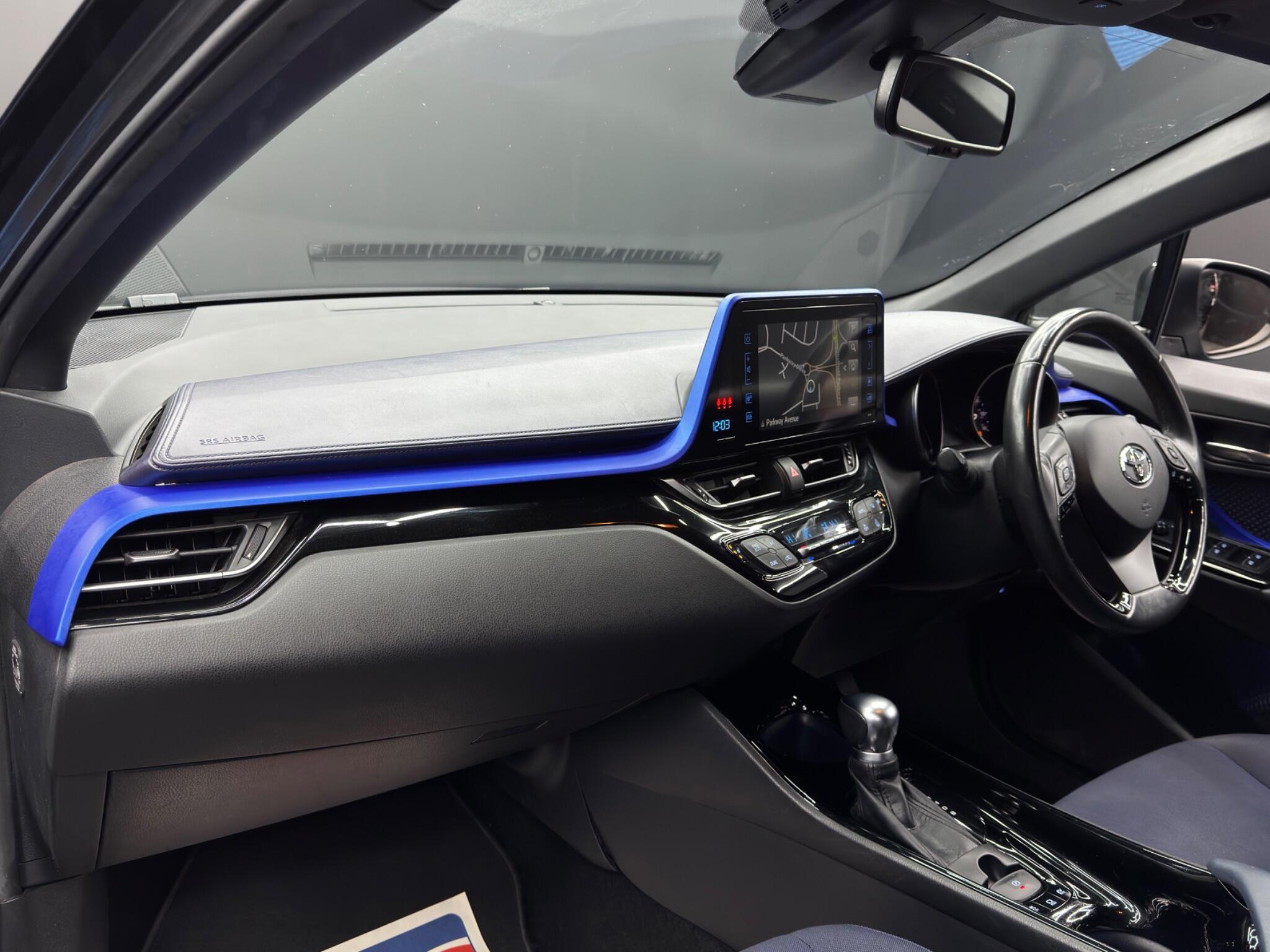 Toyota C-Hr - Image 11
