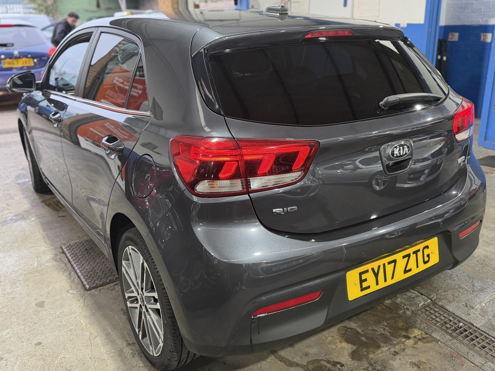 Kia Rio - Image 7