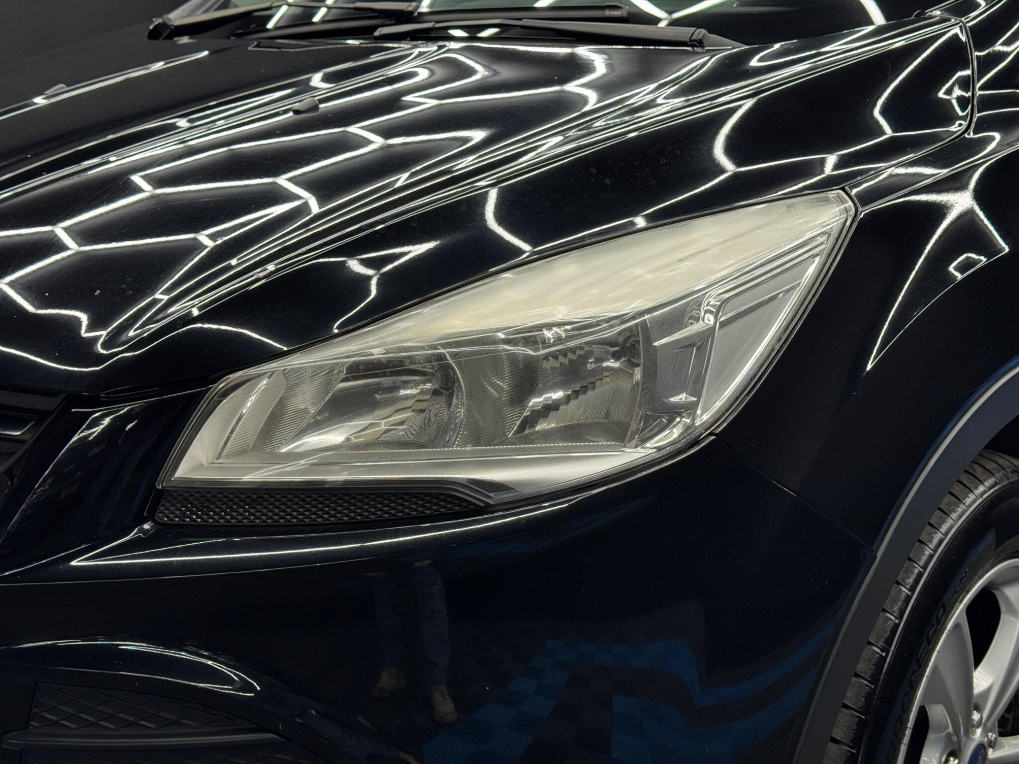 Ford Kuga - Image 41