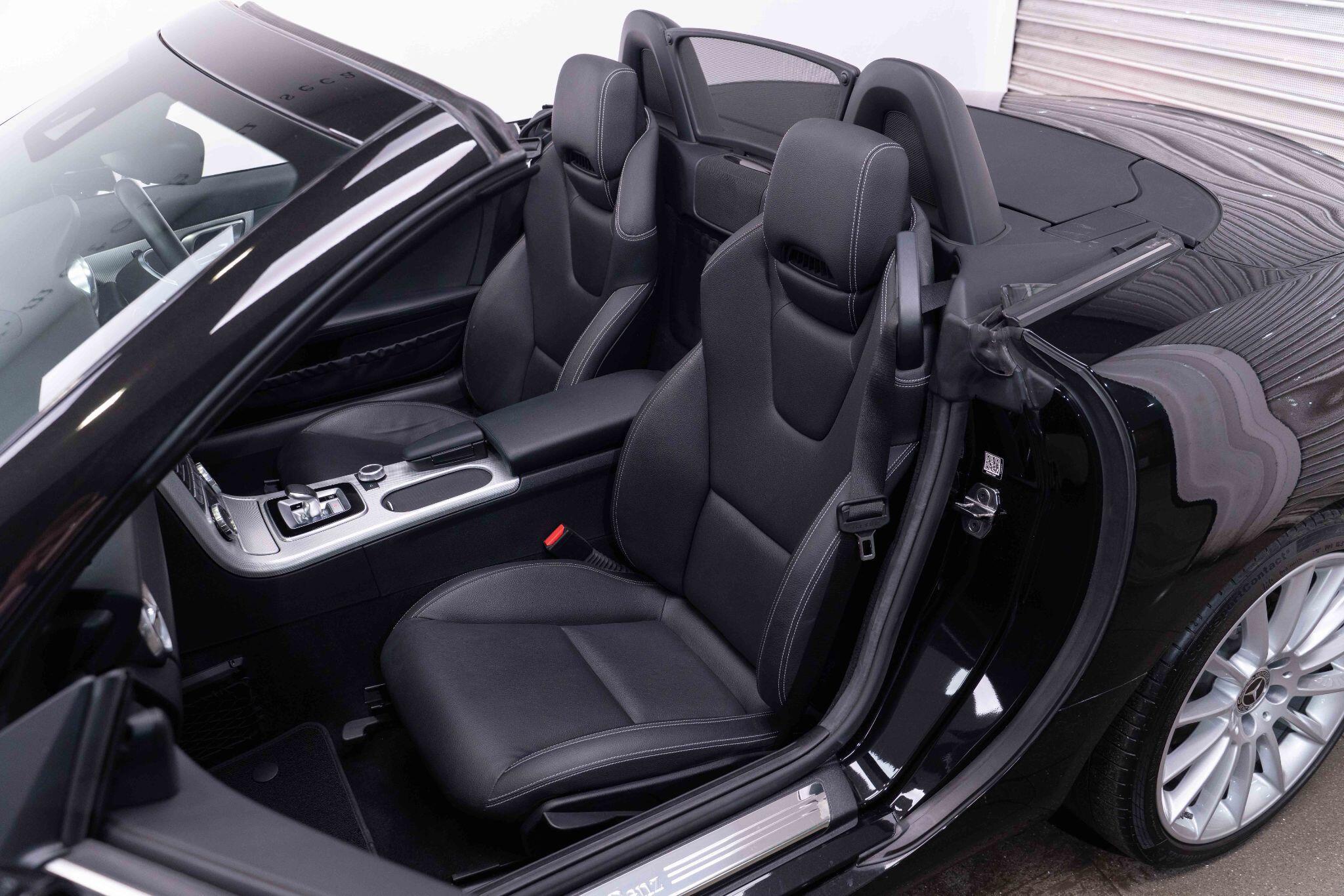 Mercedes SLC - Image 29