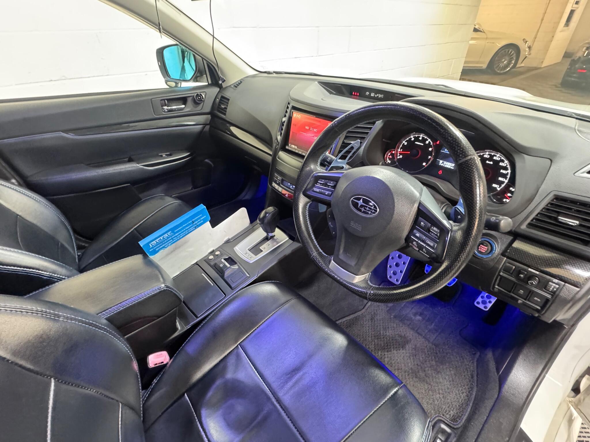 Subaru Legacy - Image 8