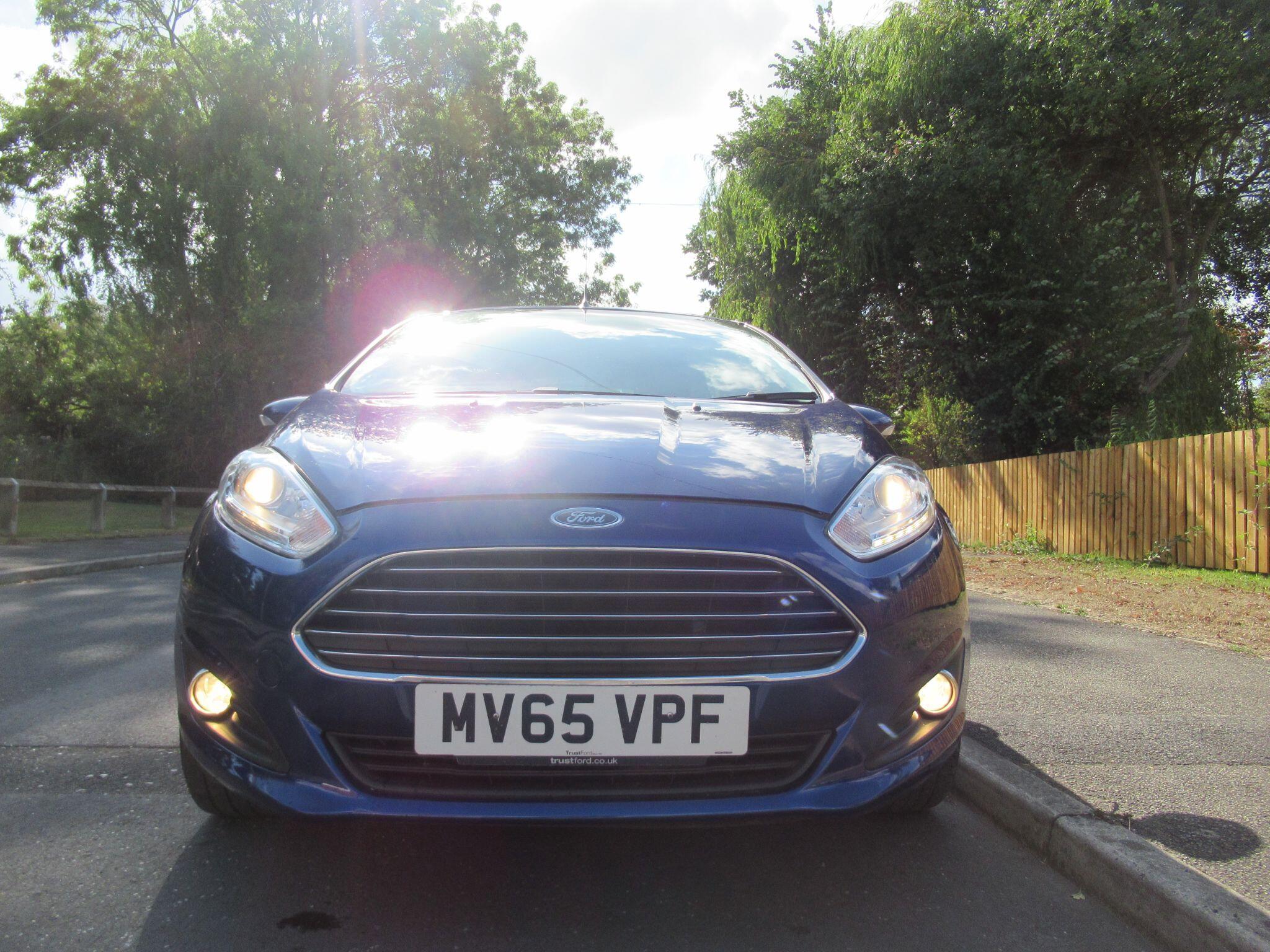 Ford Fiesta - Image 10