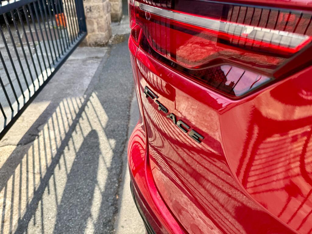 Jaguar F-Pace - Image 15