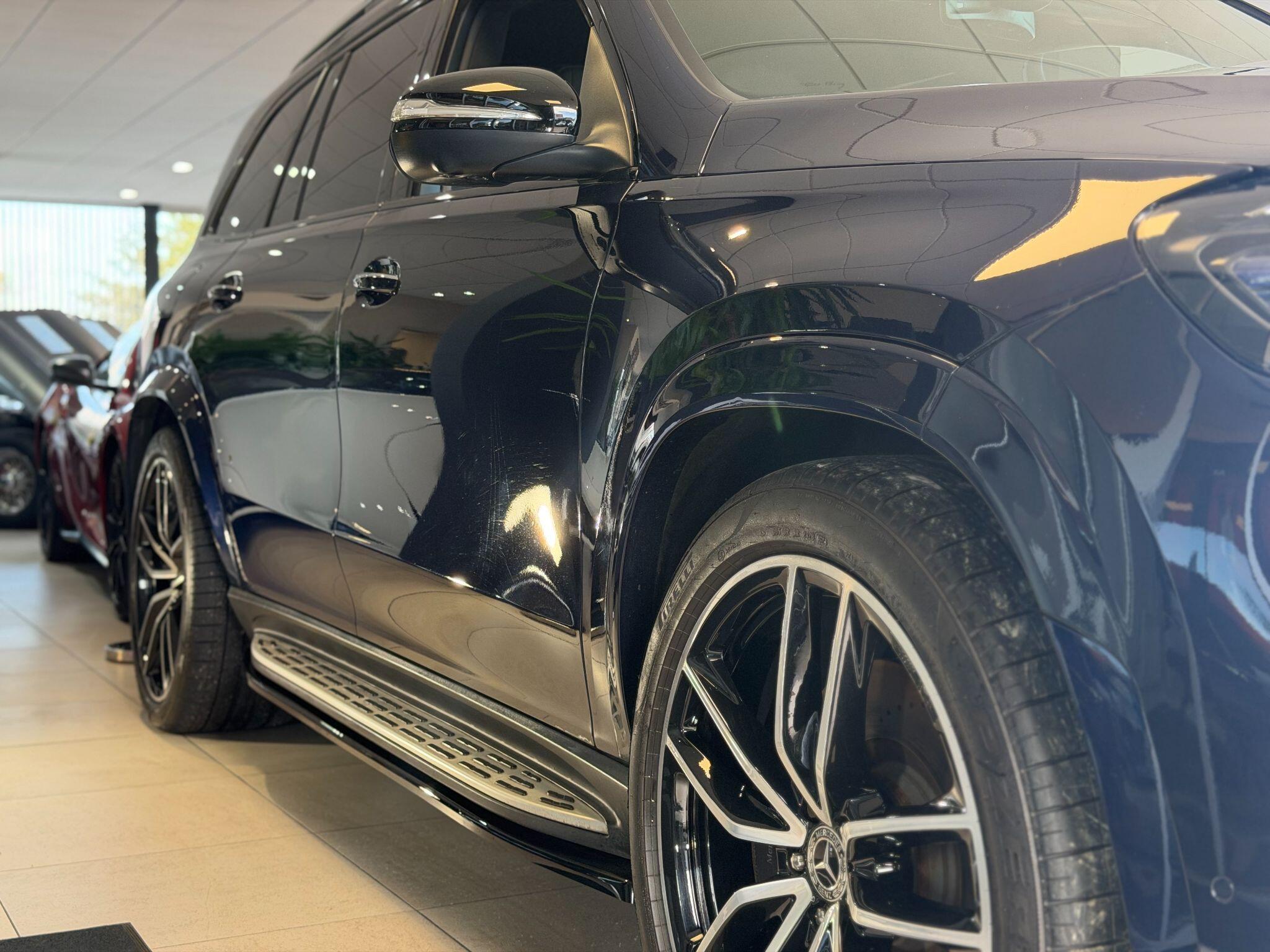 Mercedes GLS - Image 11