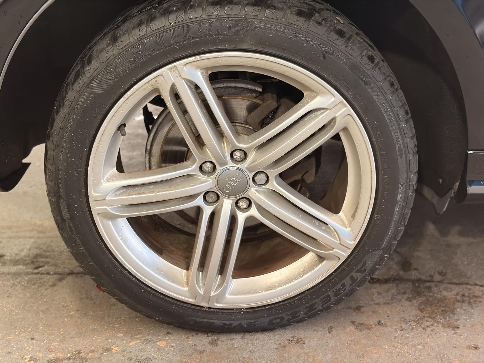 Audi Q5 - Image 17