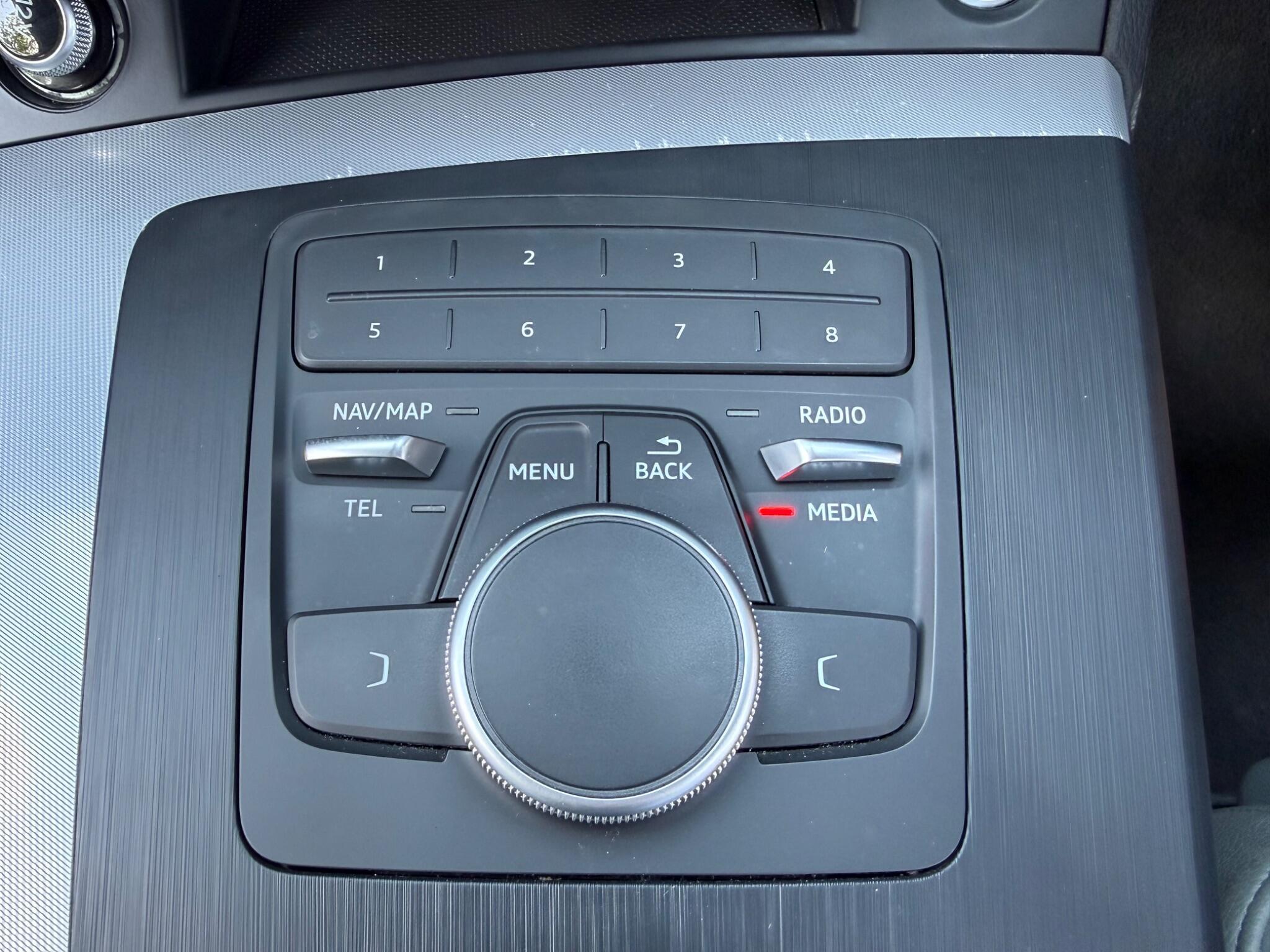 Audi Q5 - Image 20