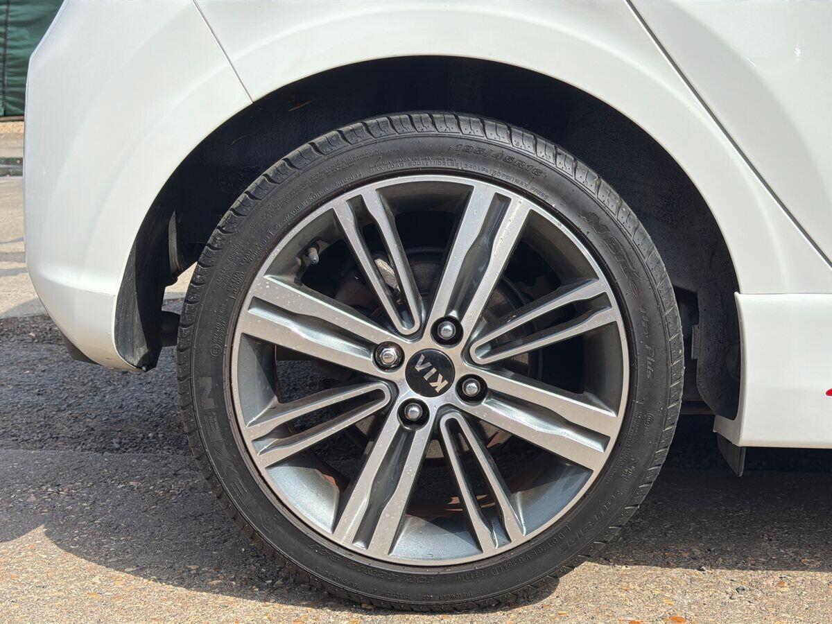 Kia Picanto - Image 17
