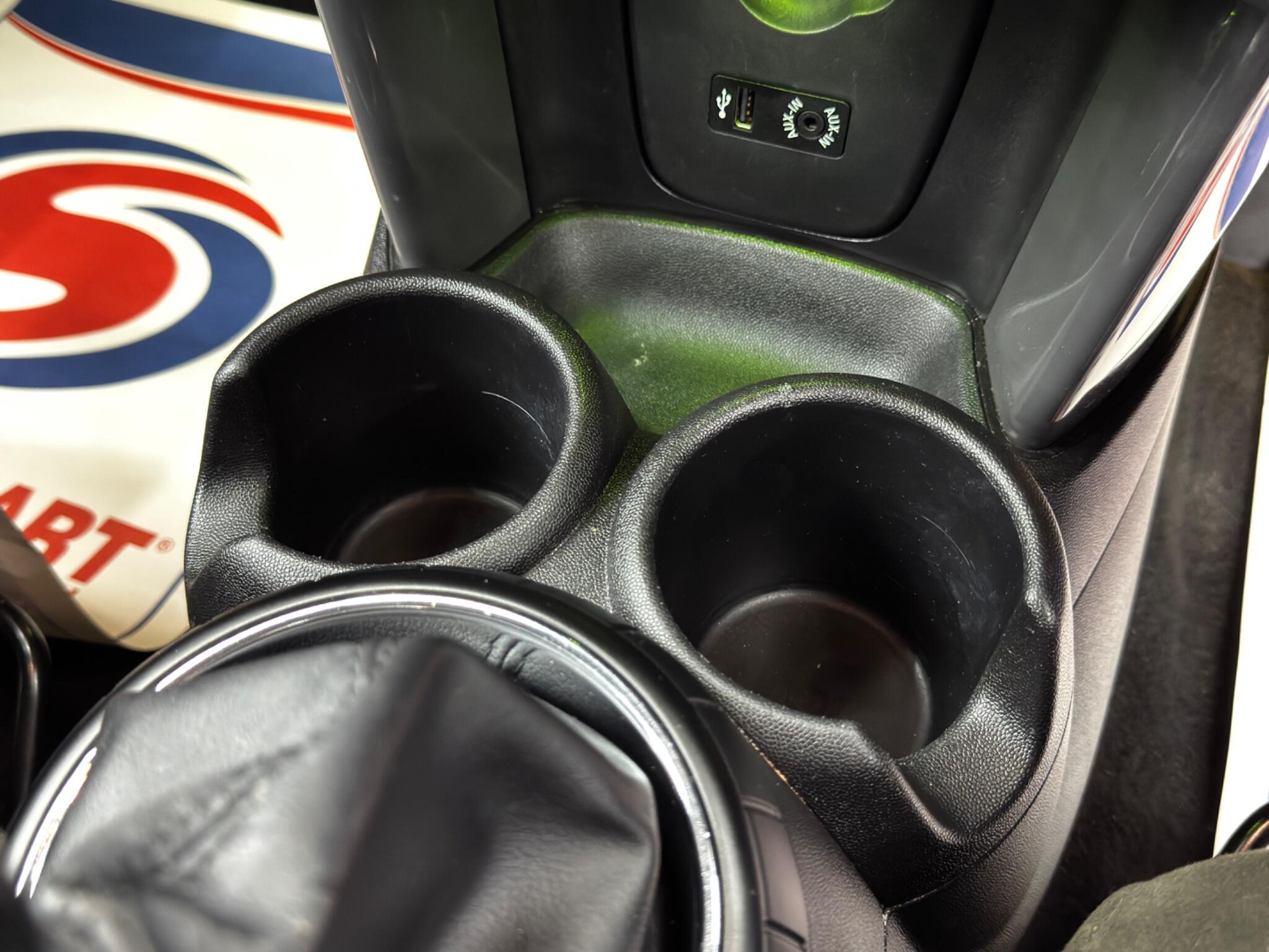 MINI Hatch - Image 27