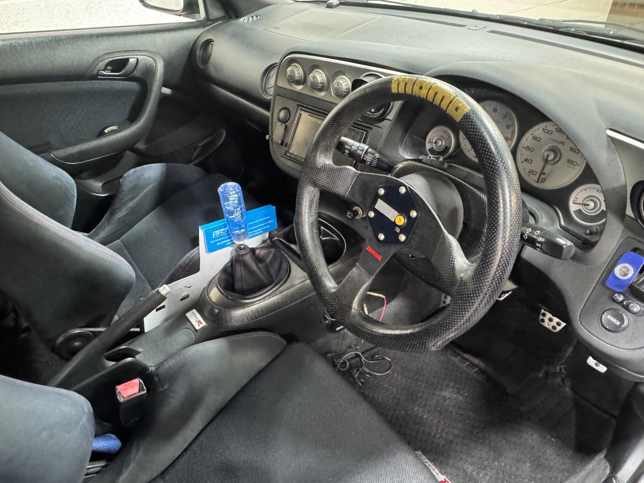 Honda INTEGRA - Image 9