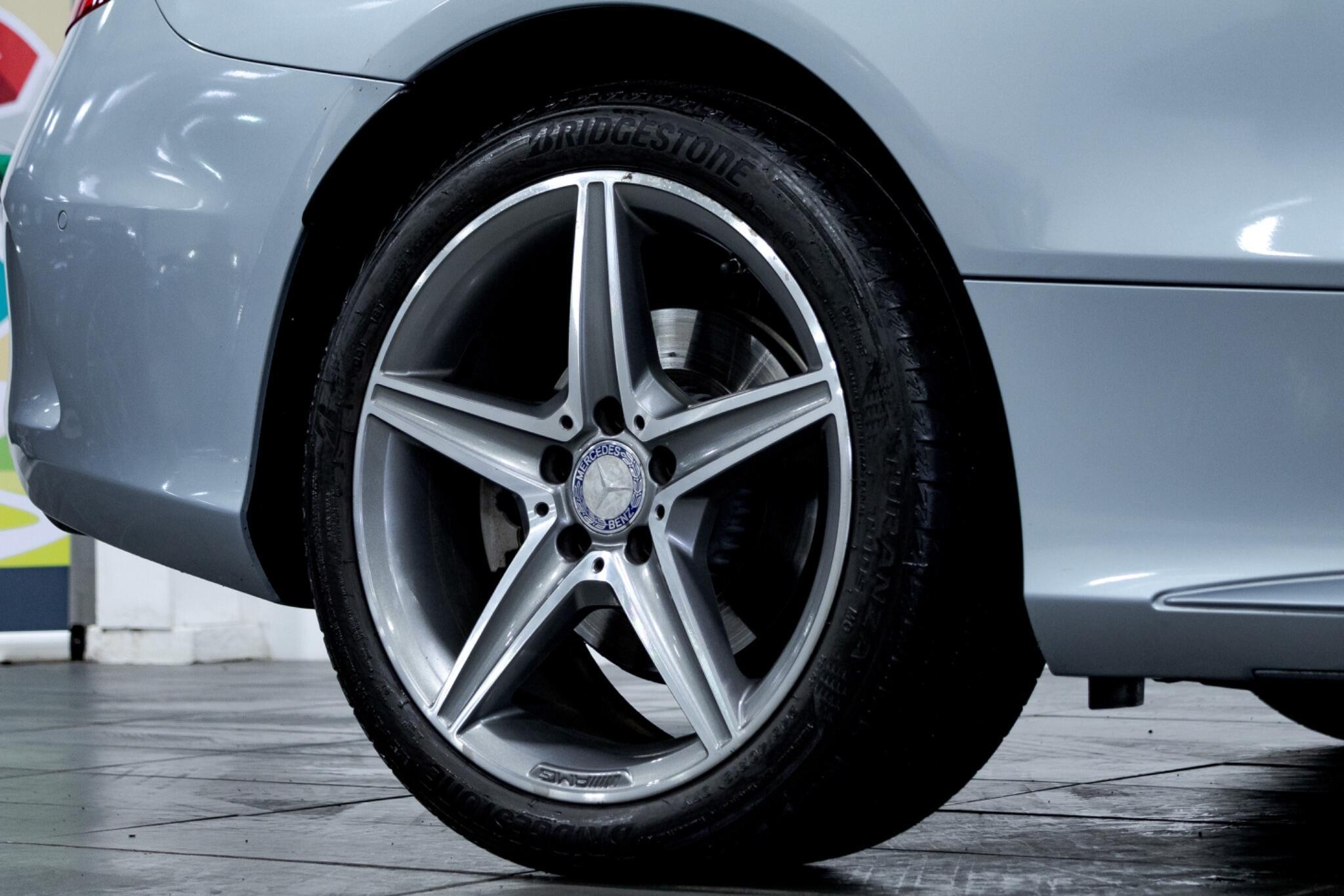 Mercedes C Class - Image 13