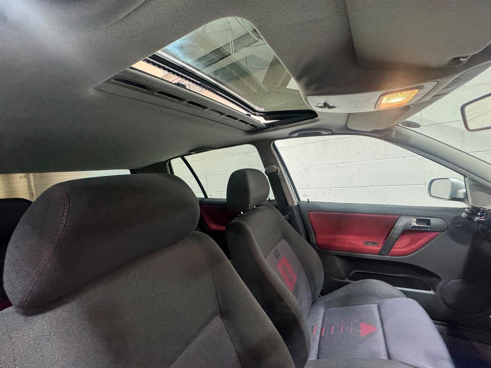 Volkswagen Polo - Image 12