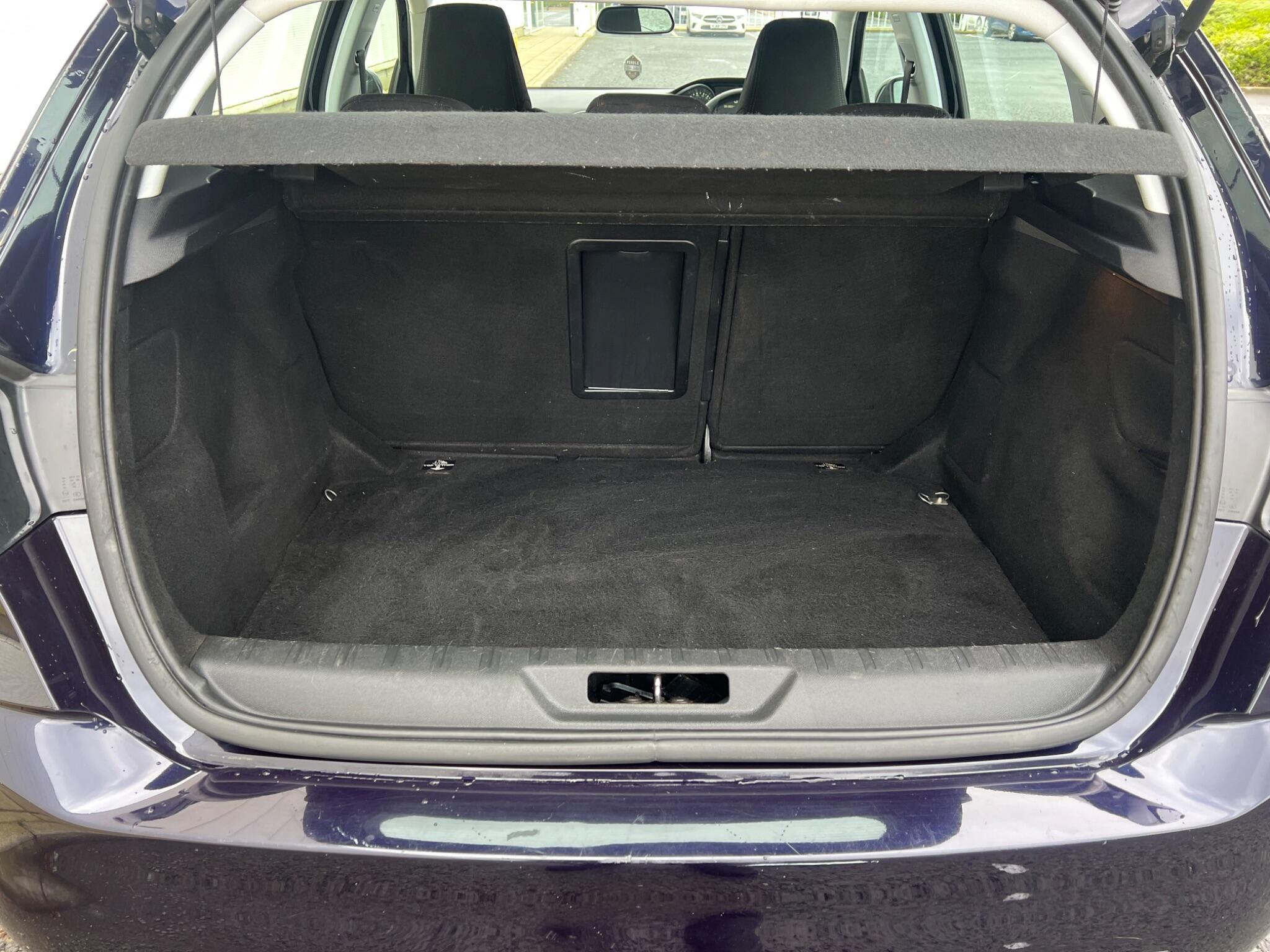 Peugeot 308 - Image 36