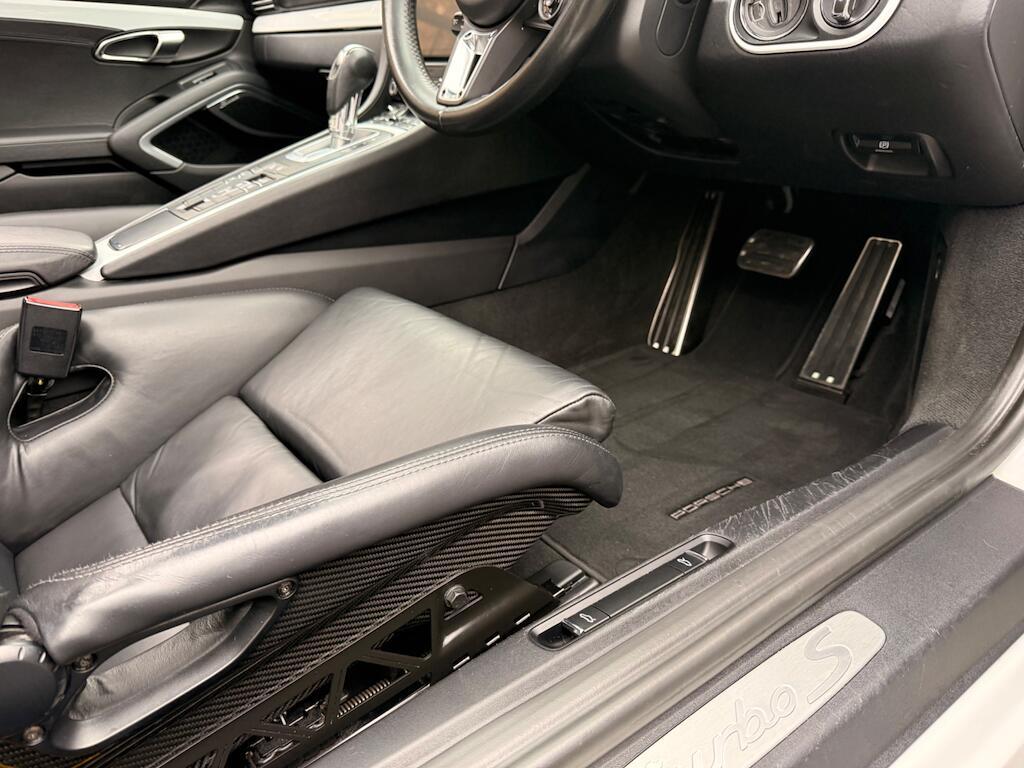 Porsche 911 - Image 51