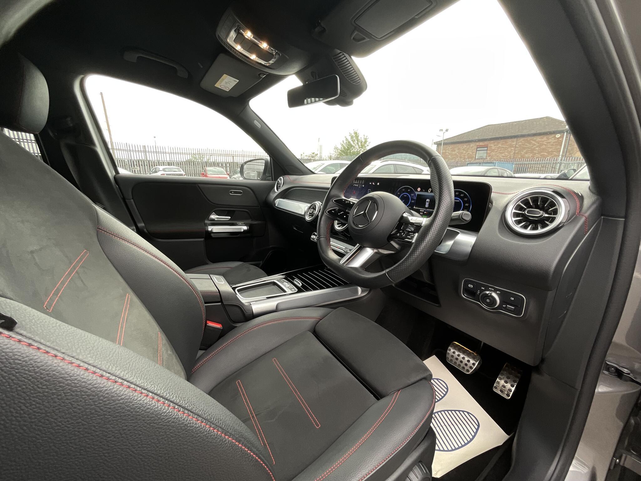 Mercedes Eqb - Image 7