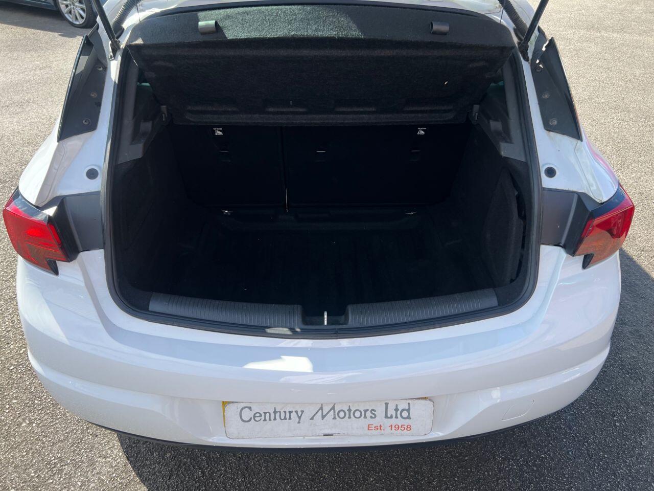 Vauxhall Astra - Image 6