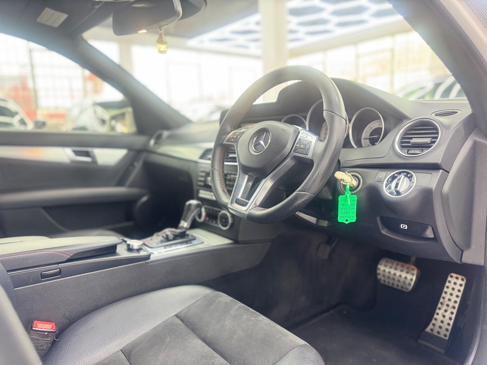 Mercedes C Class - Image 25