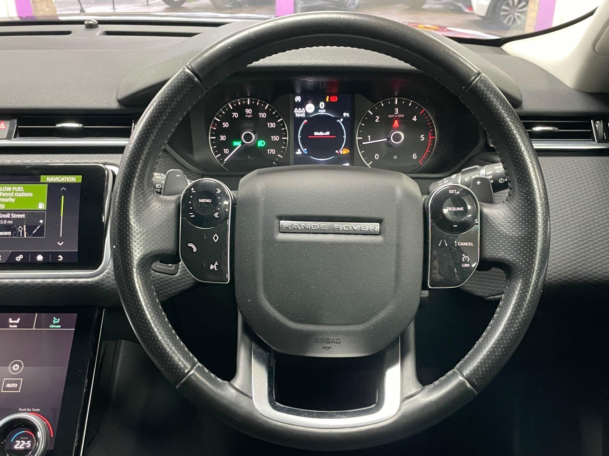 Land Rover Range Rover Velar - Image 34