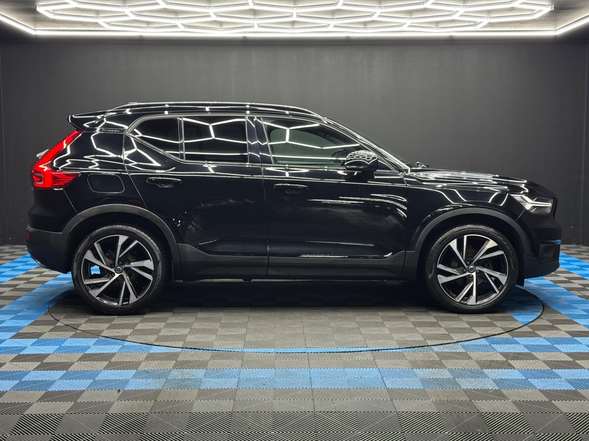 Volvo XC40 - Image 4