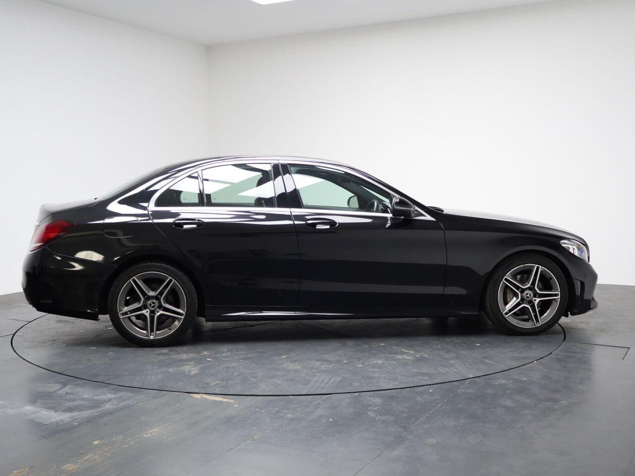 Mercedes-benz C-CLASS - Image 14