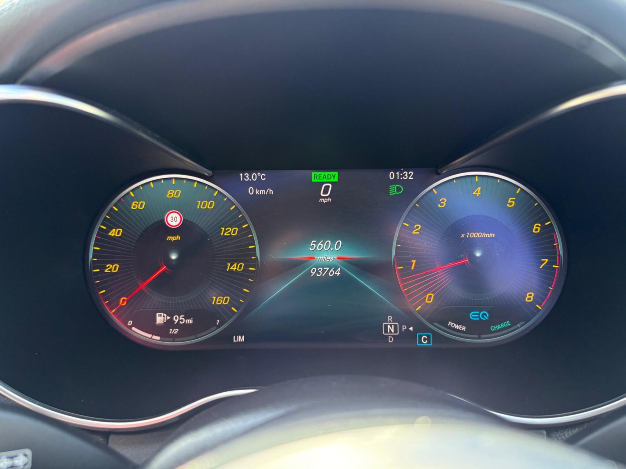 Mercedes C Class - Image 31