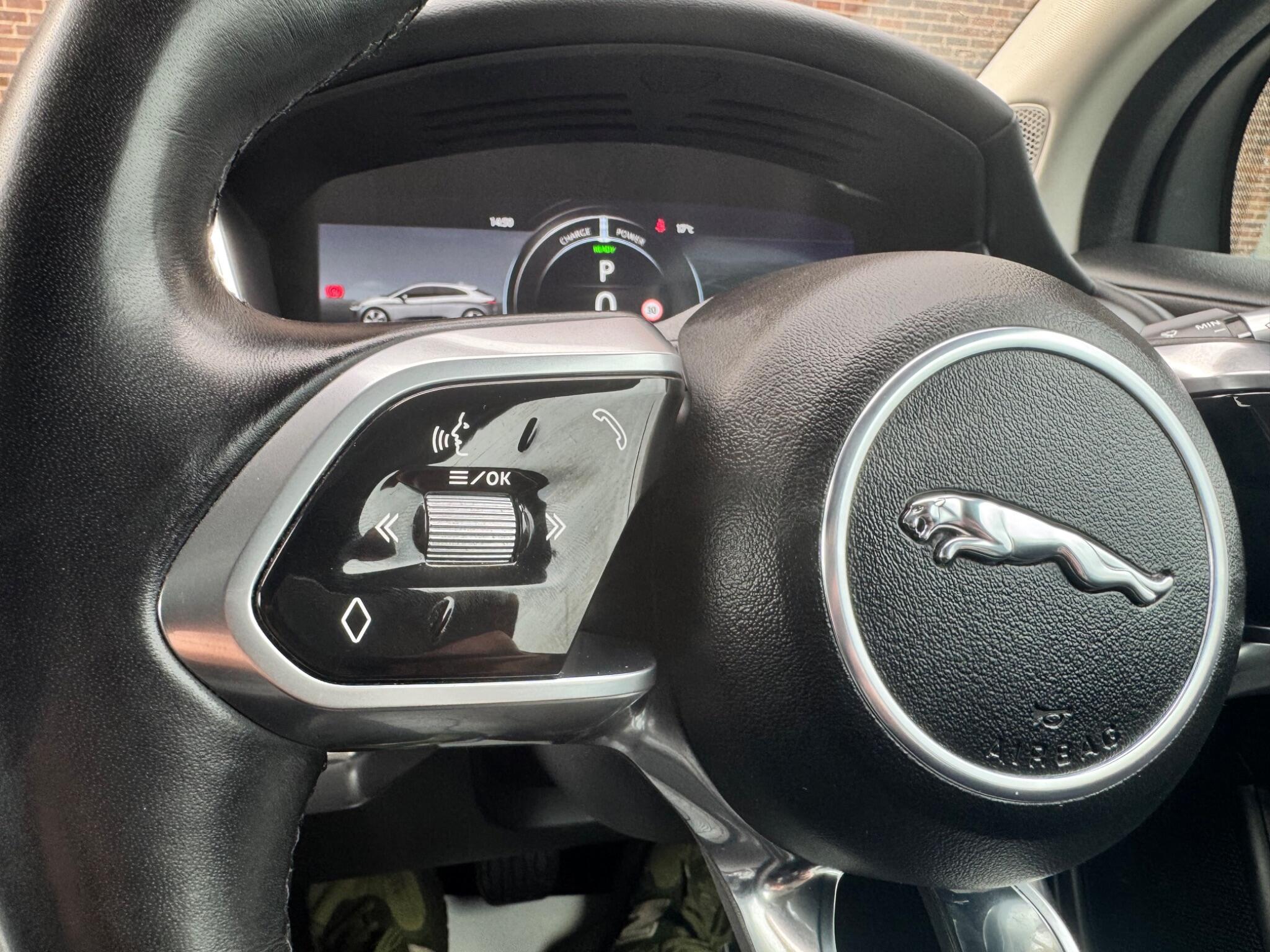 Jaguar I-Pace - Image 58
