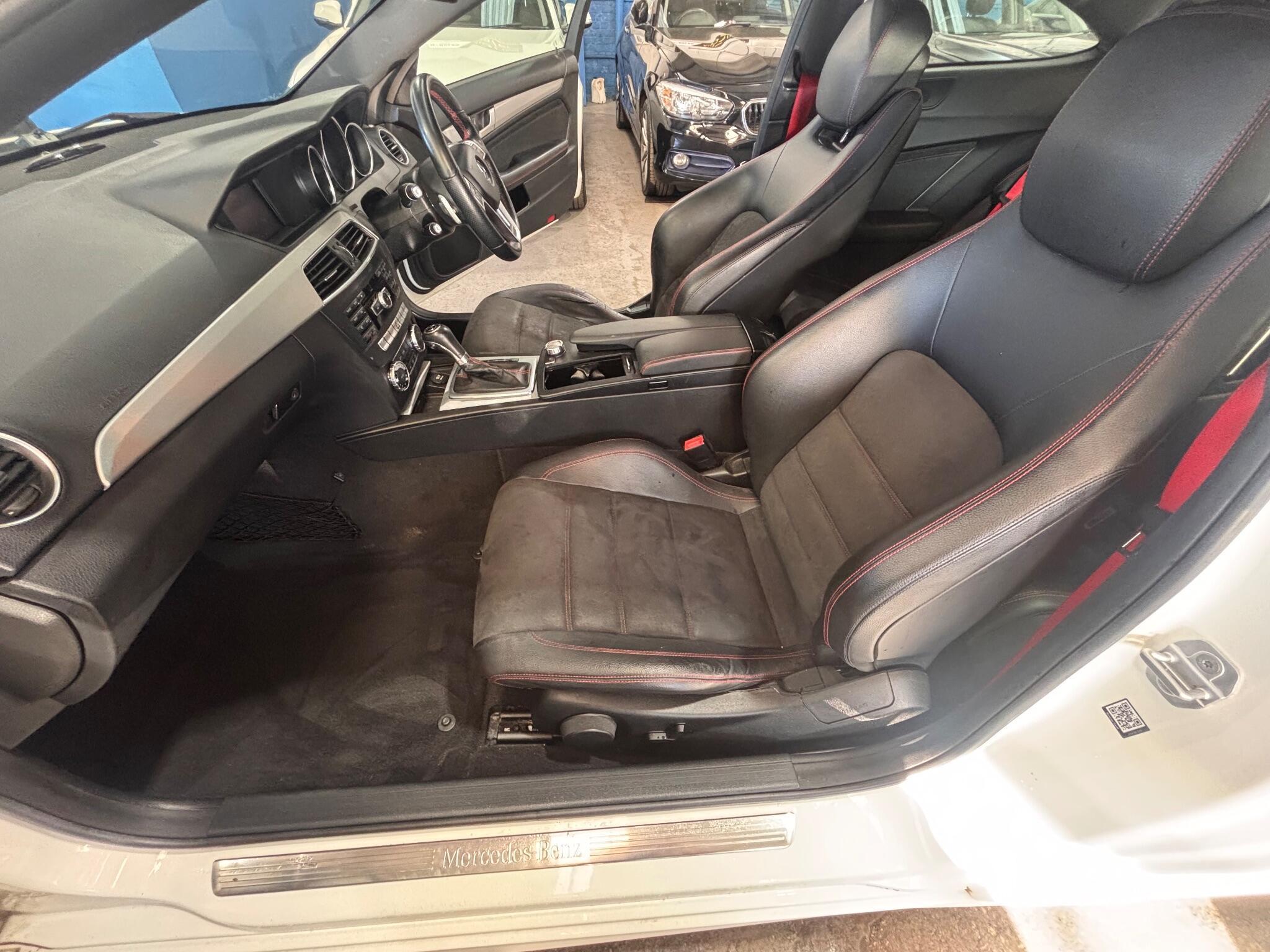 Mercedes C Class - Image 27
