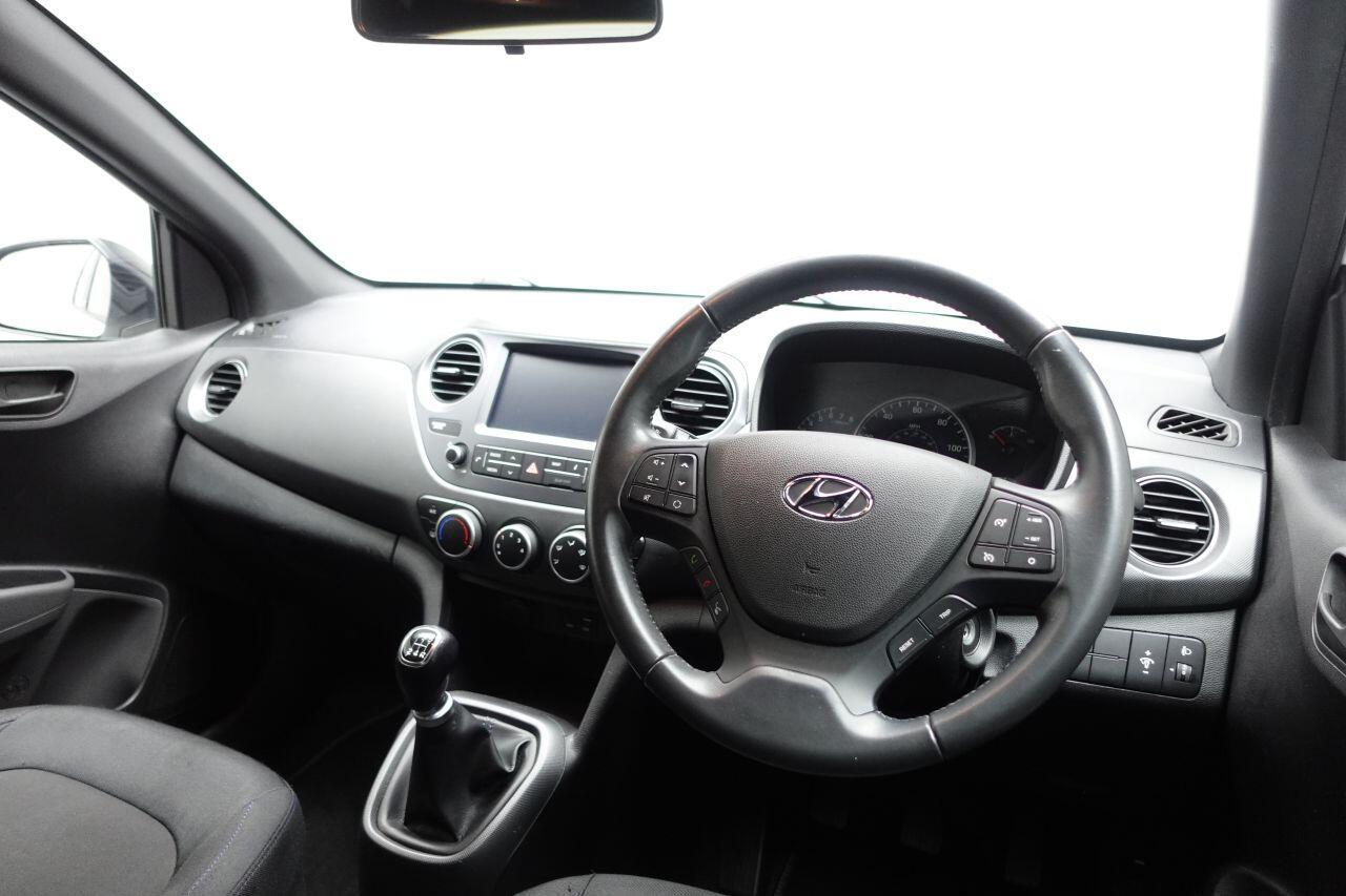 Hyundai i10 - Image 14