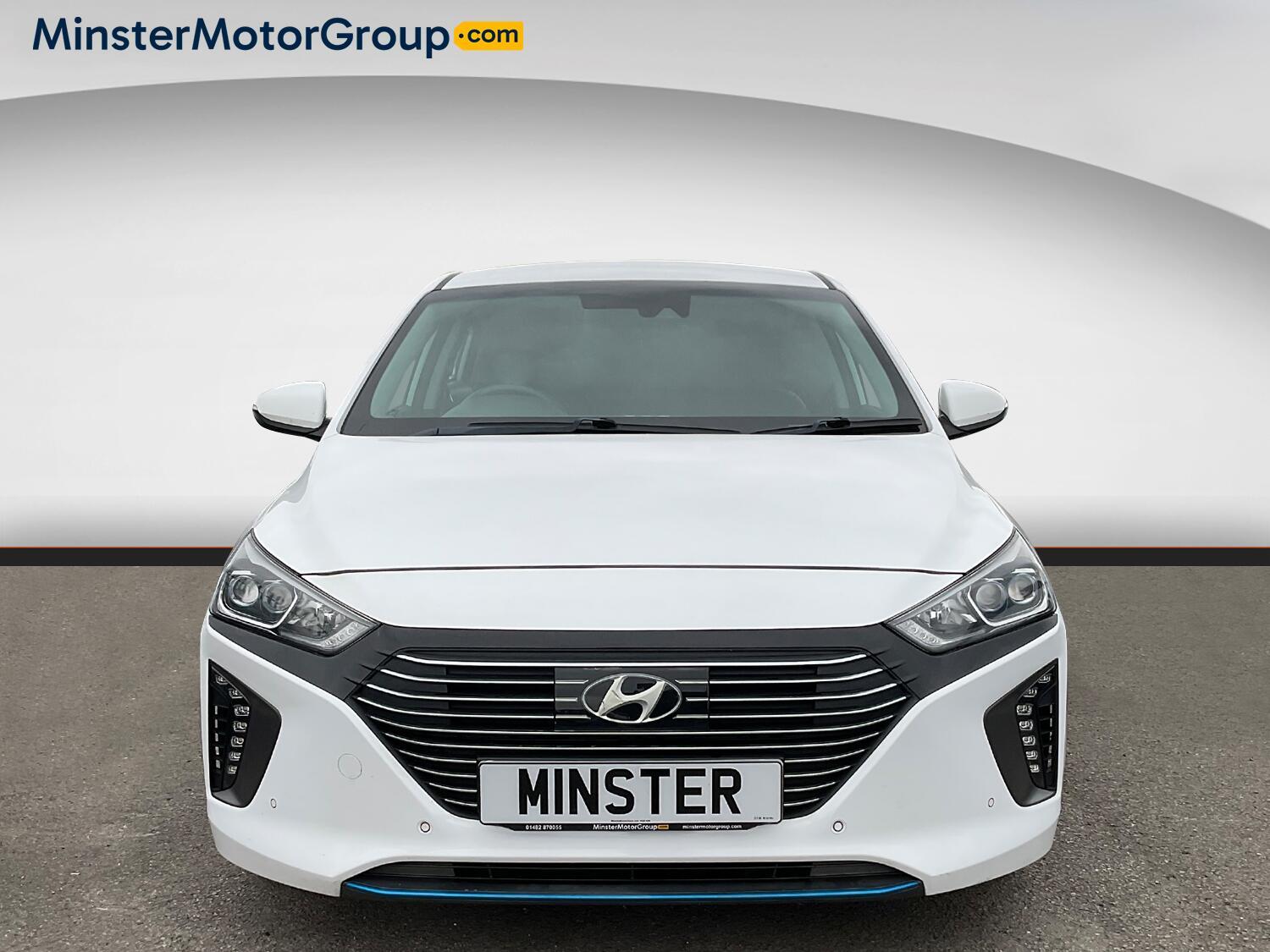 Hyundai Ioniq - Image 3