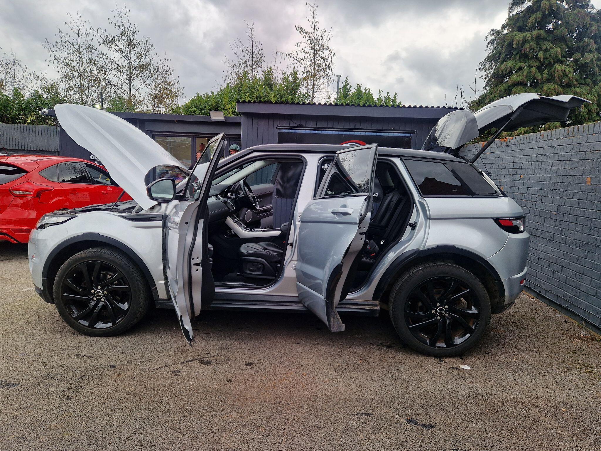 Land Rover Range Rover Evoque - Image 15