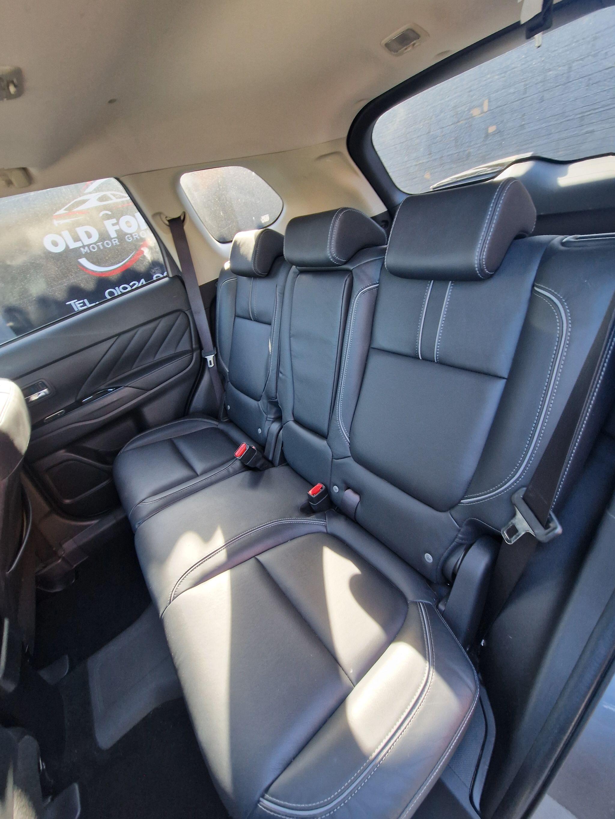 Mitsubishi Outlander - Image 42