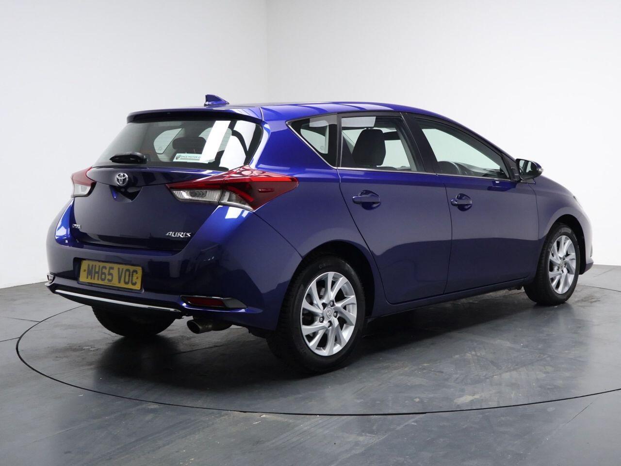 Toyota Auris - Image 12