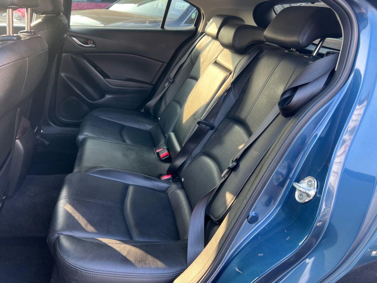 Mazda MAZDA3 - Image 39