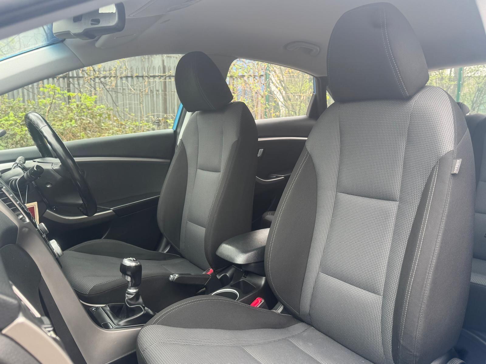 Hyundai i30 - Image 40