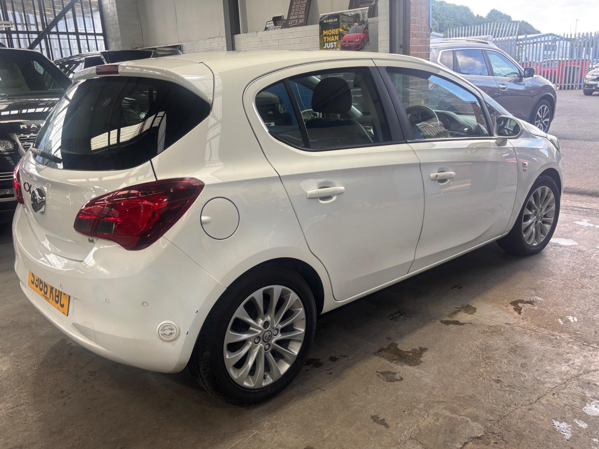Vauxhall Corsa - Image 6