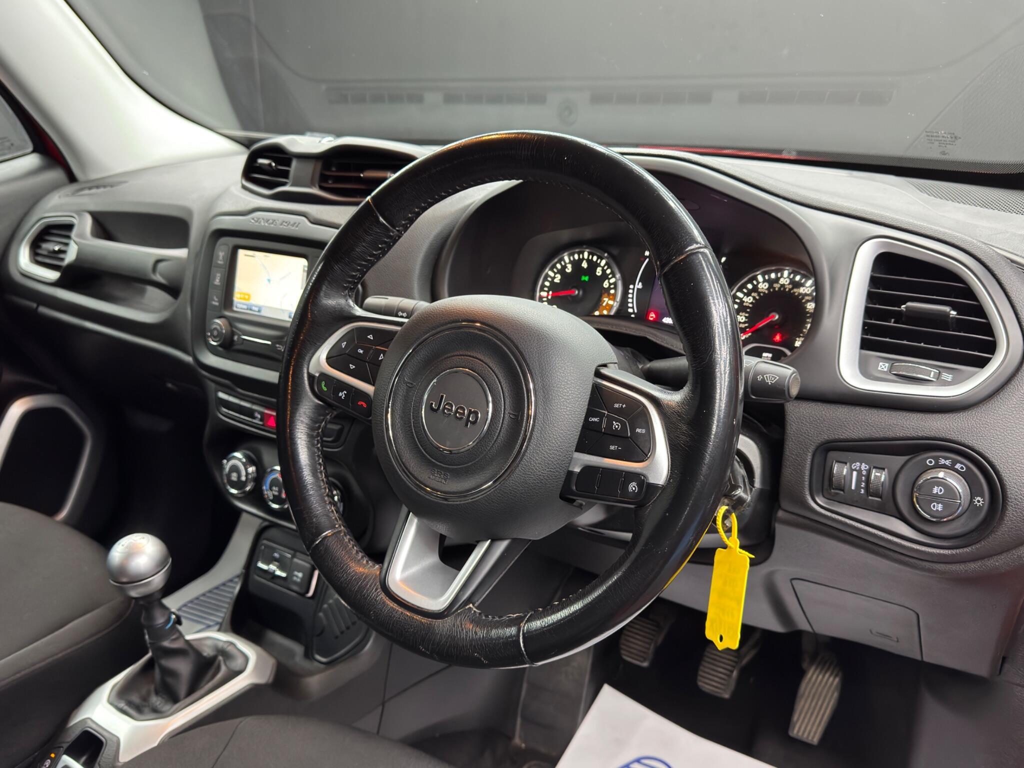 Jeep Renegade - Image 9