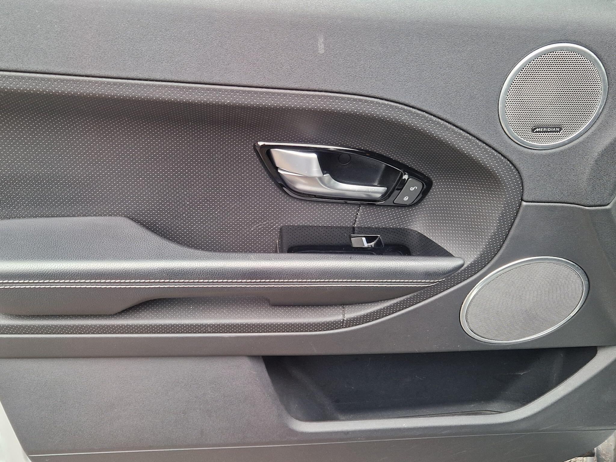 Land Rover Range Rover Evoque - Image 37