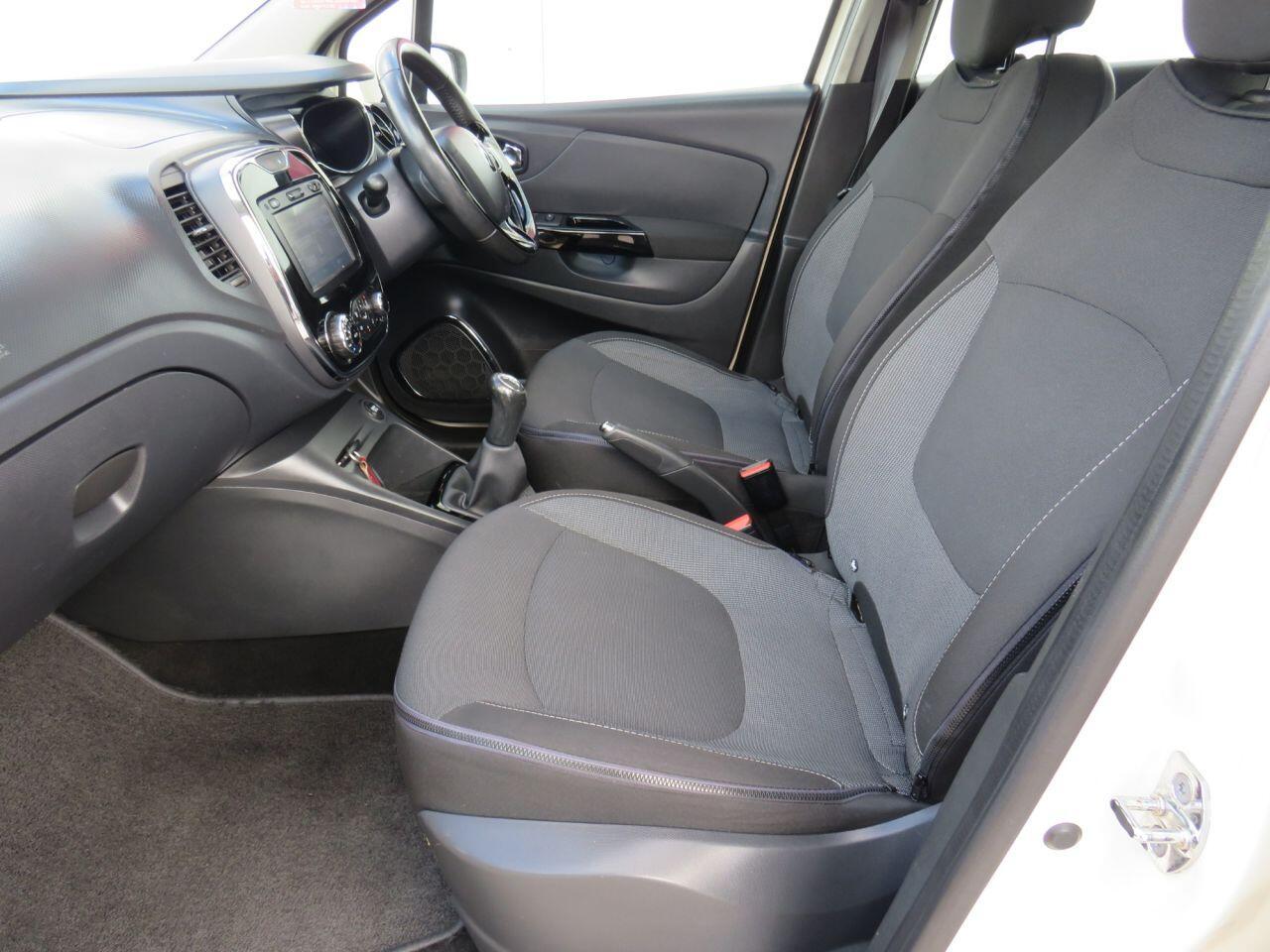 Renault Captur - Image 9