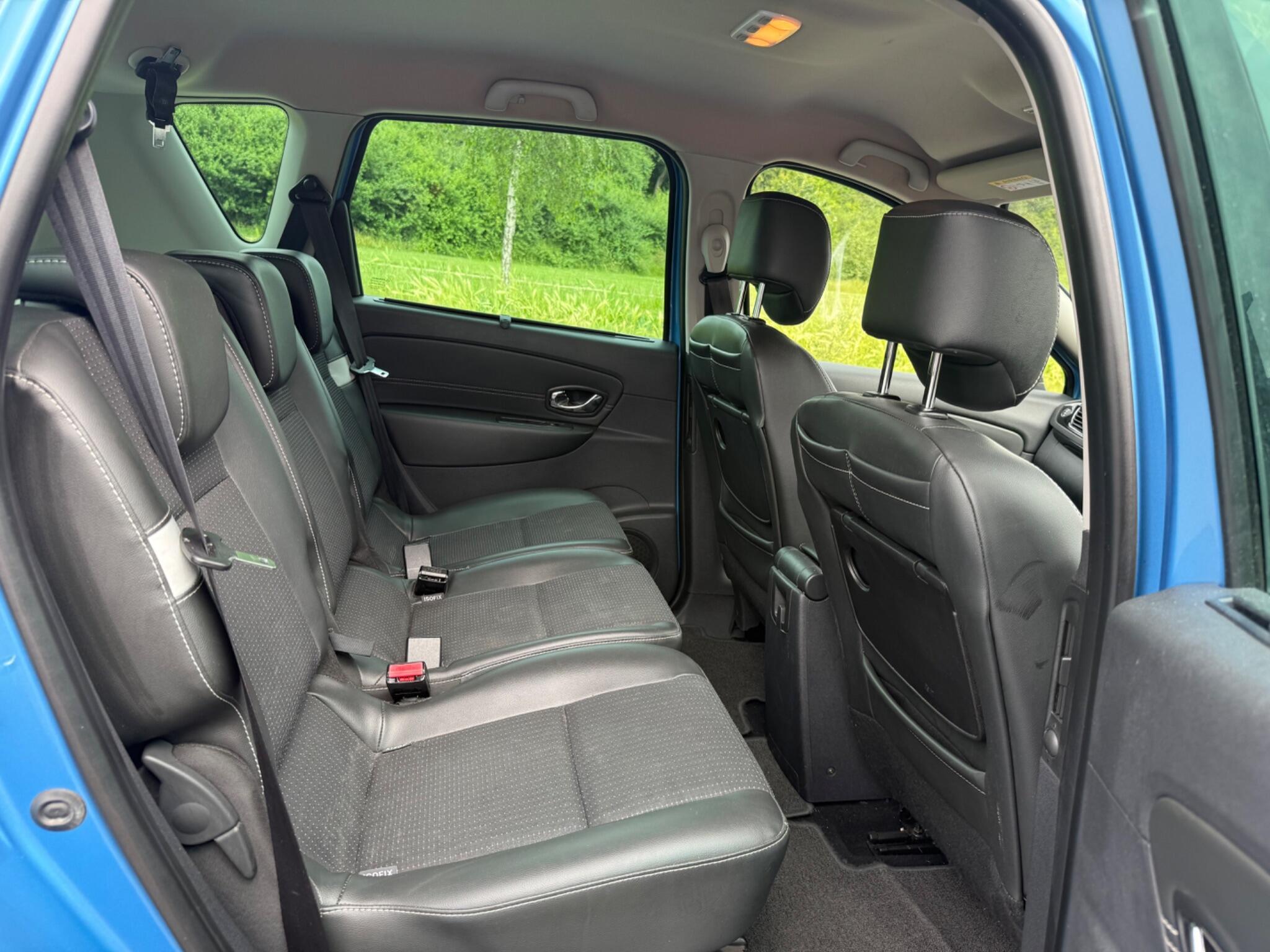 Renault Scenic - Image 13