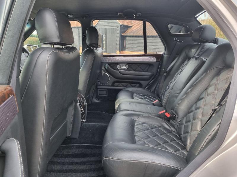 Bentley Arnage - Image 11
