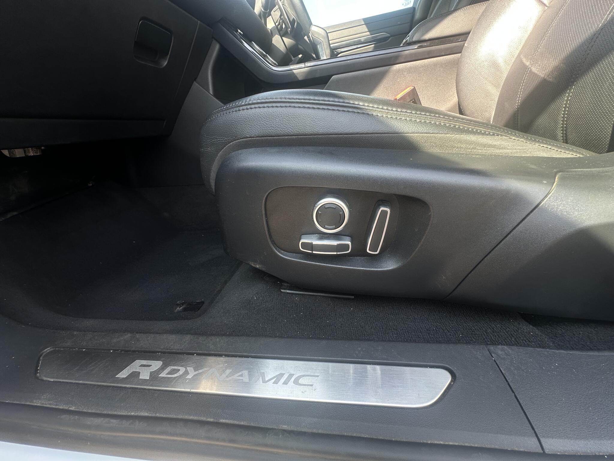Land Rover Range Rover Evoque - Image 18
