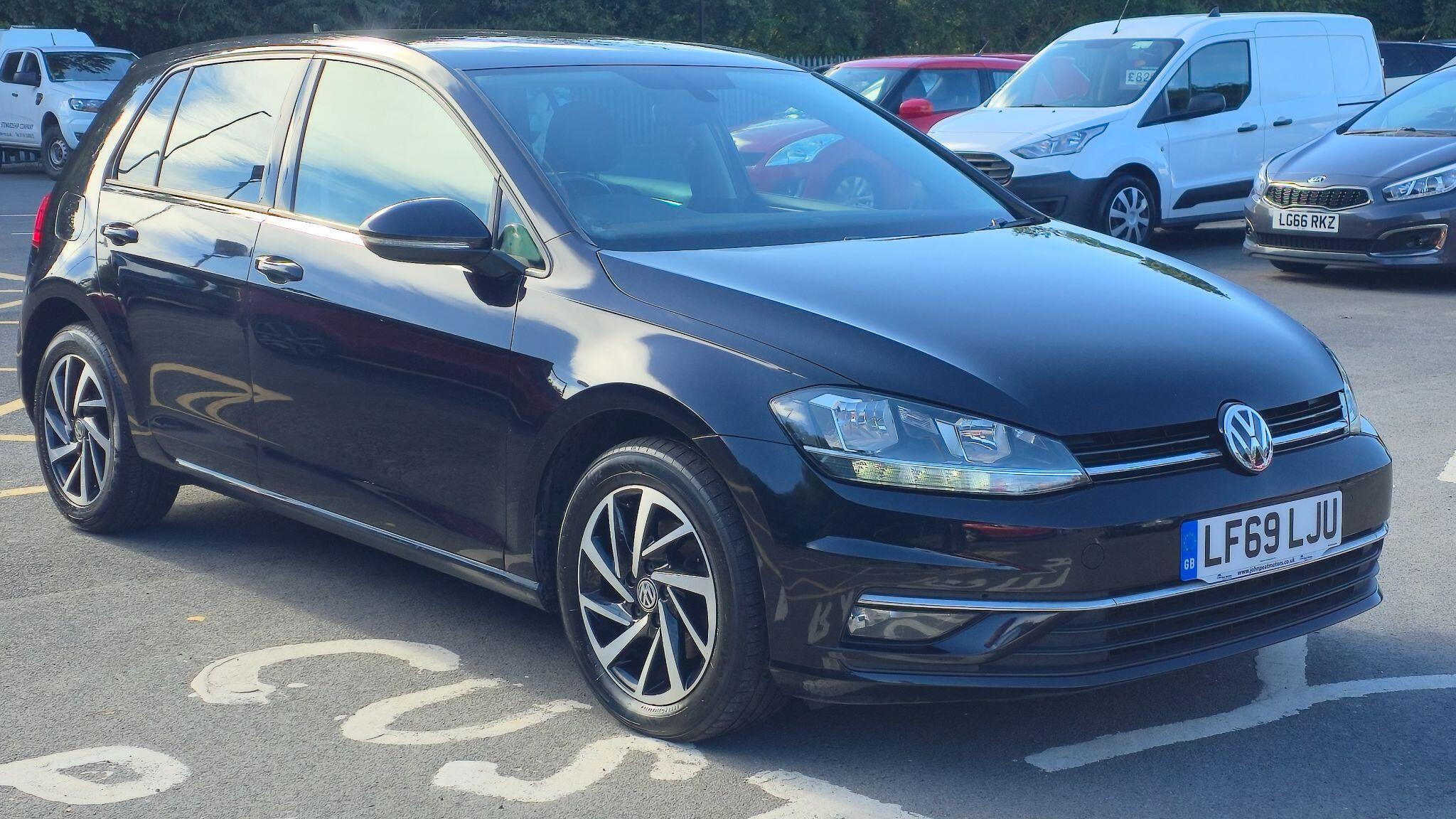 Volkswagen Golf - Image 2