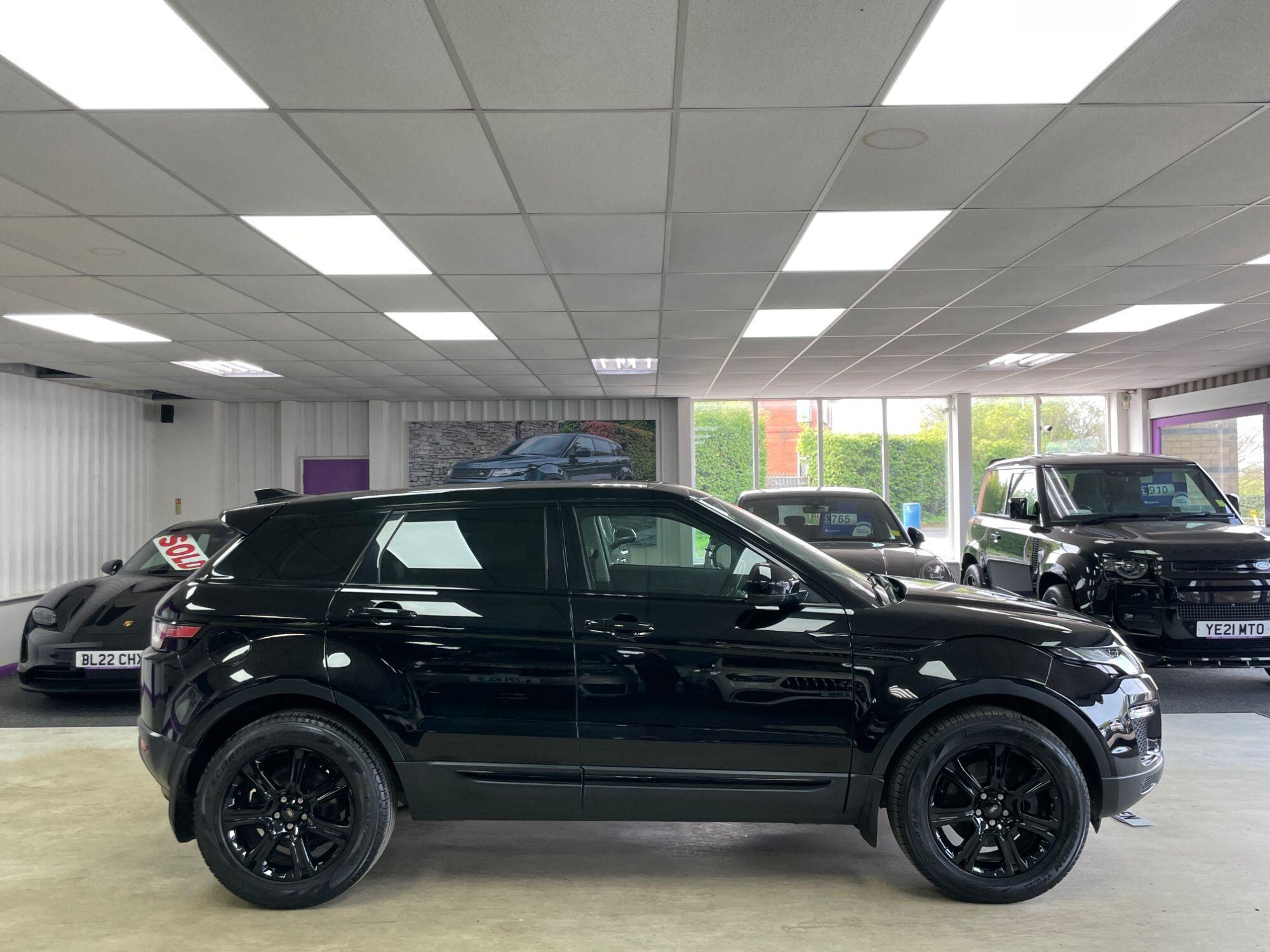 Land Rover Range Rover Evoque - Image 12